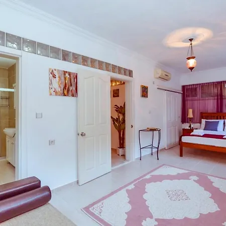 Sessiz Oludeniz, 5 Bedroom, Private Pool ヴィラ *